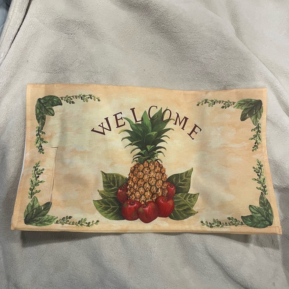 Evergreen Flags Decorative Pineapple Mailbox Cover